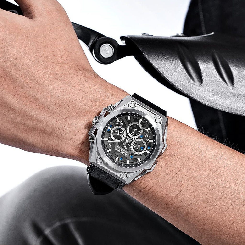 MEGIR Men's Watches Waterproof Sports Wristwatches Quartz Military Chronograph Luminous Male Clock Calendar Relogio Masculino 4220-3